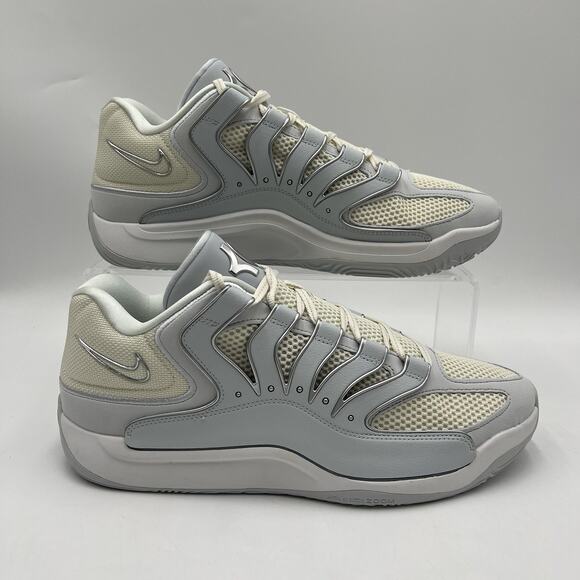 Mens Size 13 Nike KD18 Pure Platinum Wolf Grey Basketball Shoes HV1992 001 - Picture 1 of 5